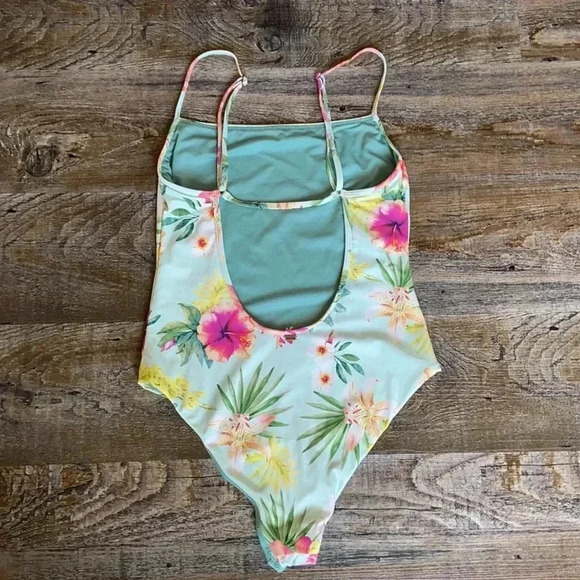 🎉HOST PICK ! Rip Curl |  one piece swimsuit - Picture 2 of 8